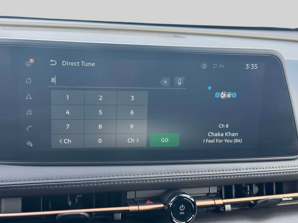 Used 2025 Nissan Ariya AWD image 26