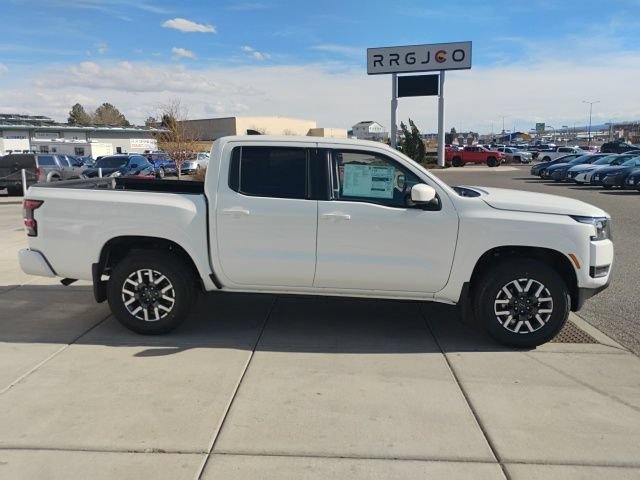 New 2026 Nissan Frontier SV w/ All-Weather Content Package AWD/4WD image 4