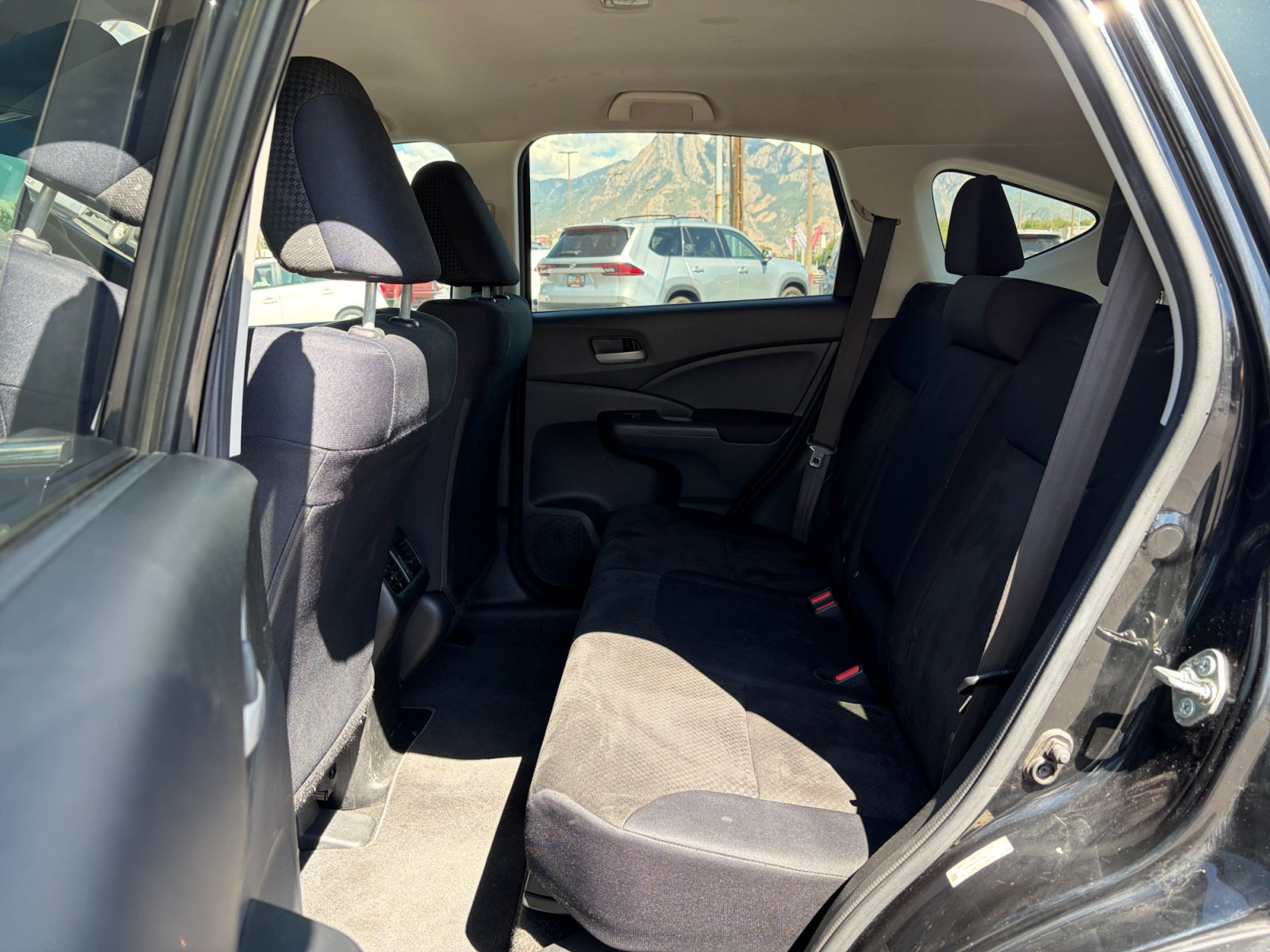 Used 2015 Honda CR-V LX image 31