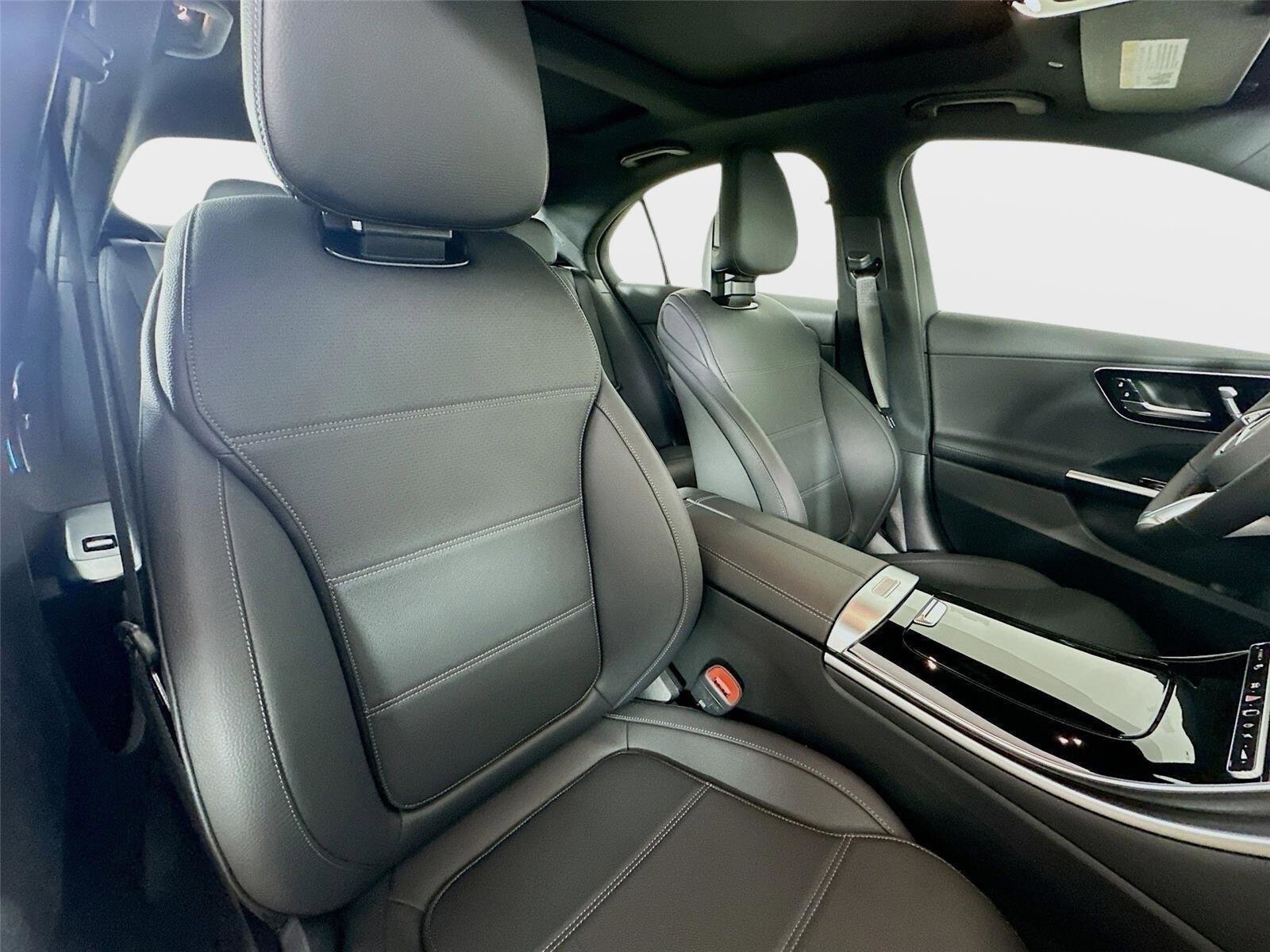 Certified 2026 Mercedes-Benz C 300 4MATIC Sedan image 37