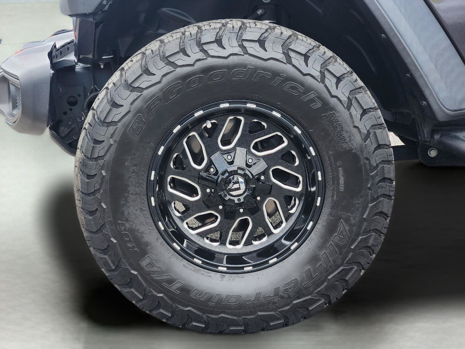 Used 2021 Jeep Gladiator Mojave AWD/4WD image 10