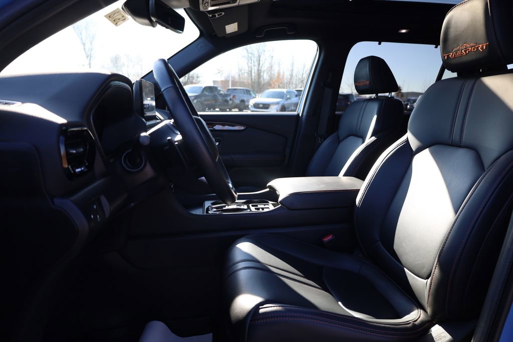 Used 2024 Honda Pilot TrailSport image 13