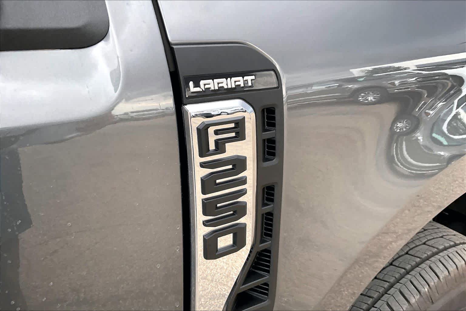 Used 2026 Ford F250 Lariat AWD/4WD image 10