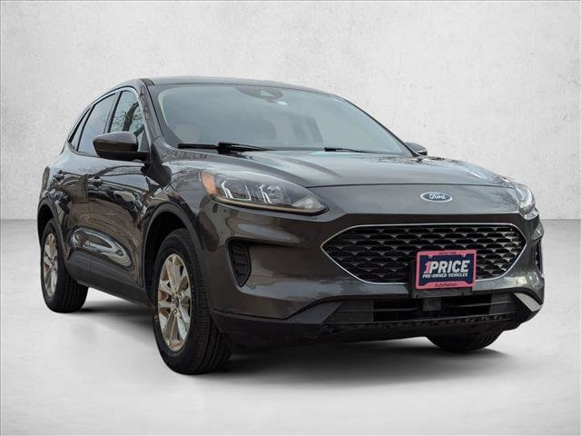 Used 2020 Ford Escape SE image 3