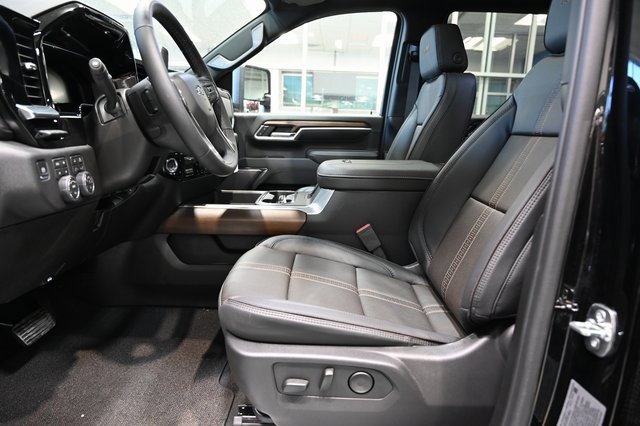 New 2026 Chevrolet Silverado 2500 High Country w/ Midnight Edition image 12