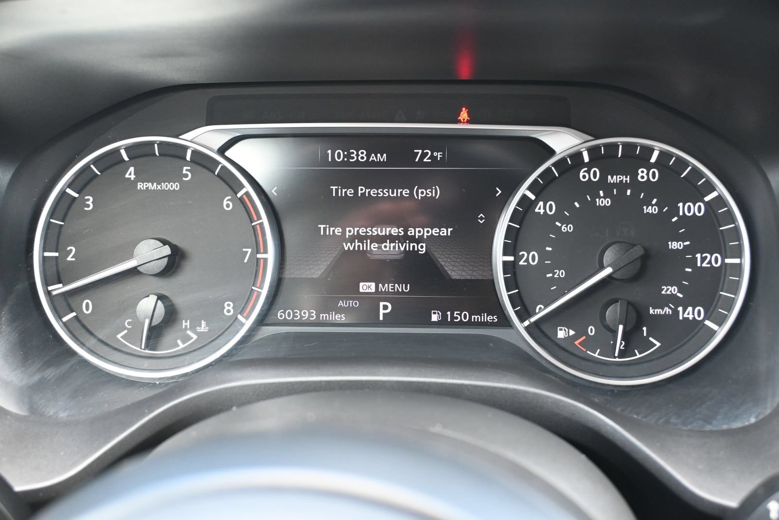 Used 2024 Nissan Rogue S AWD/4WD image 13