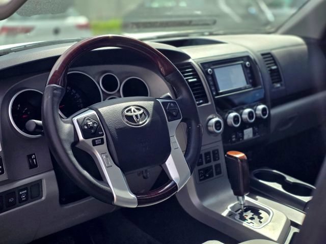 Used 2015 Toyota Sequoia Platinum AWD/4WD image 12