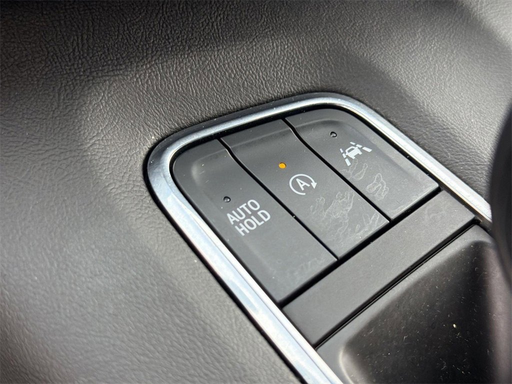 Certified 2023 Cadillac Escalade ESV Sport w/ LPO, ONYX Package image 19