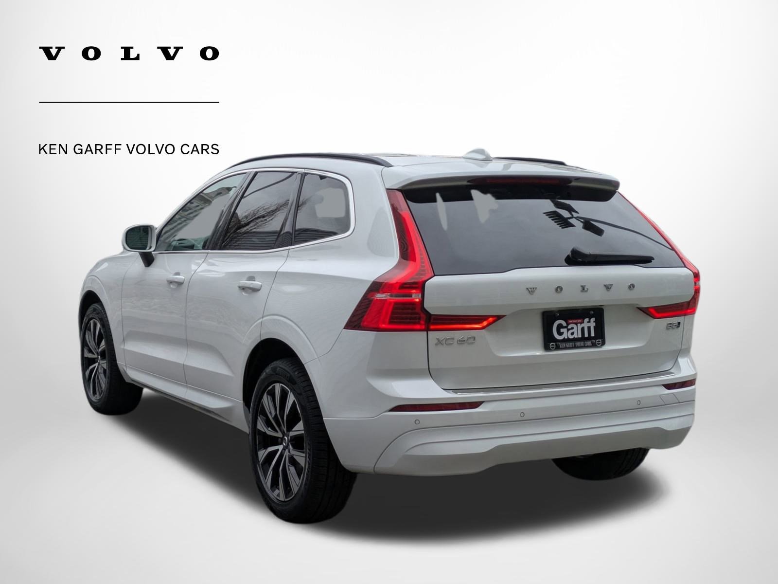 Certified 2023 Volvo XC60 B5 Core image 5