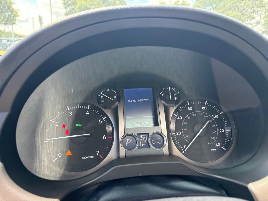 Used 2016 Lexus GX 460 w/ Premium Package AWD/4WD image 14