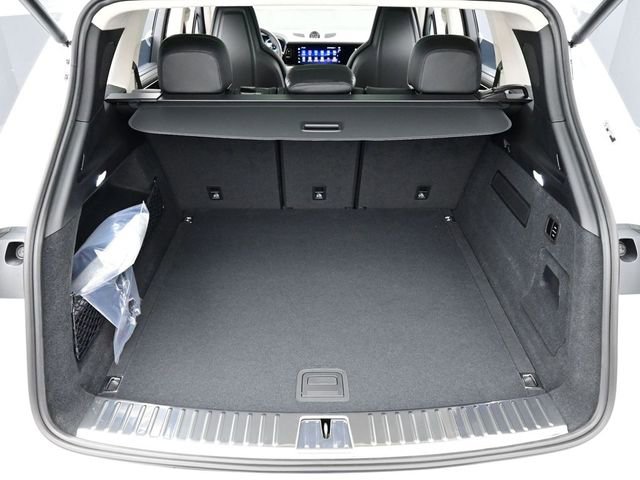 New 2026 Porsche Cayenne GTS image 17