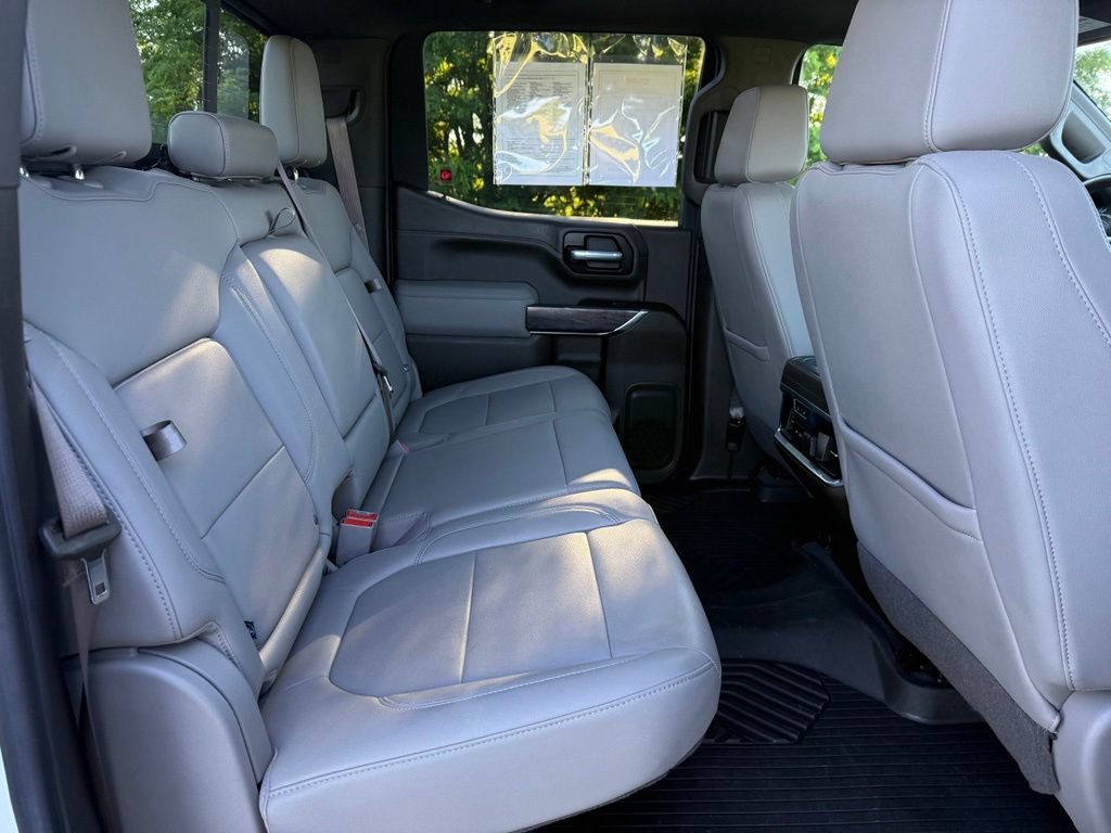 Used 2021 Chevrolet Silverado 1500 LTZ w/ LTZ Premium Package AWD/4WD image 16