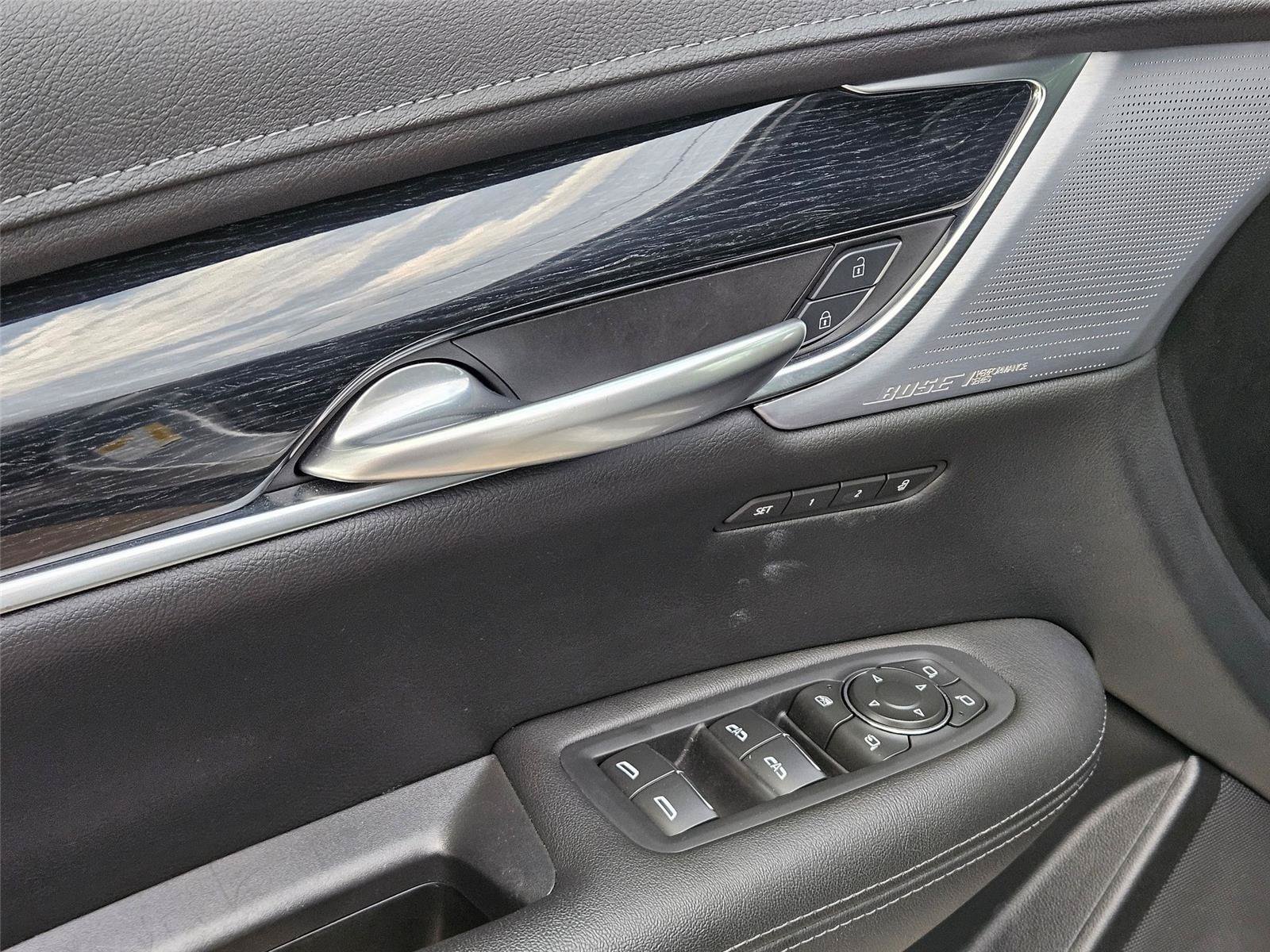 Certified 2025 Cadillac XT5 Premium Luxury AWD/4WD image 24