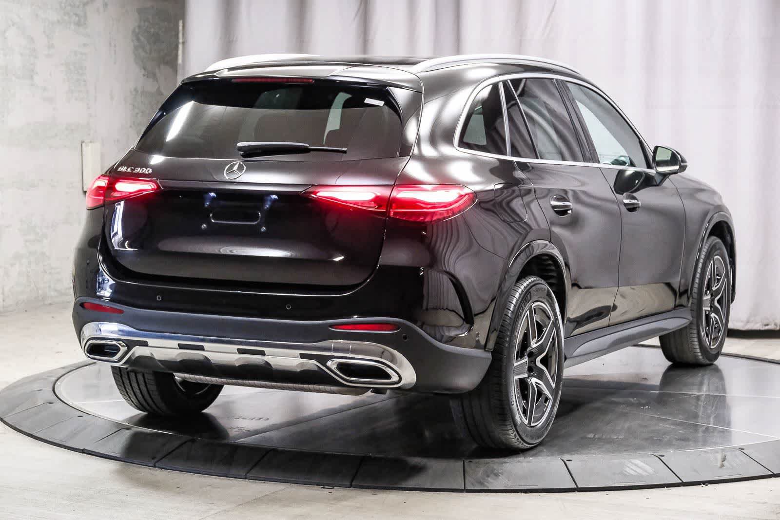 Certified 2024 Mercedes-Benz GLC 300 w/ AMG Line image 4