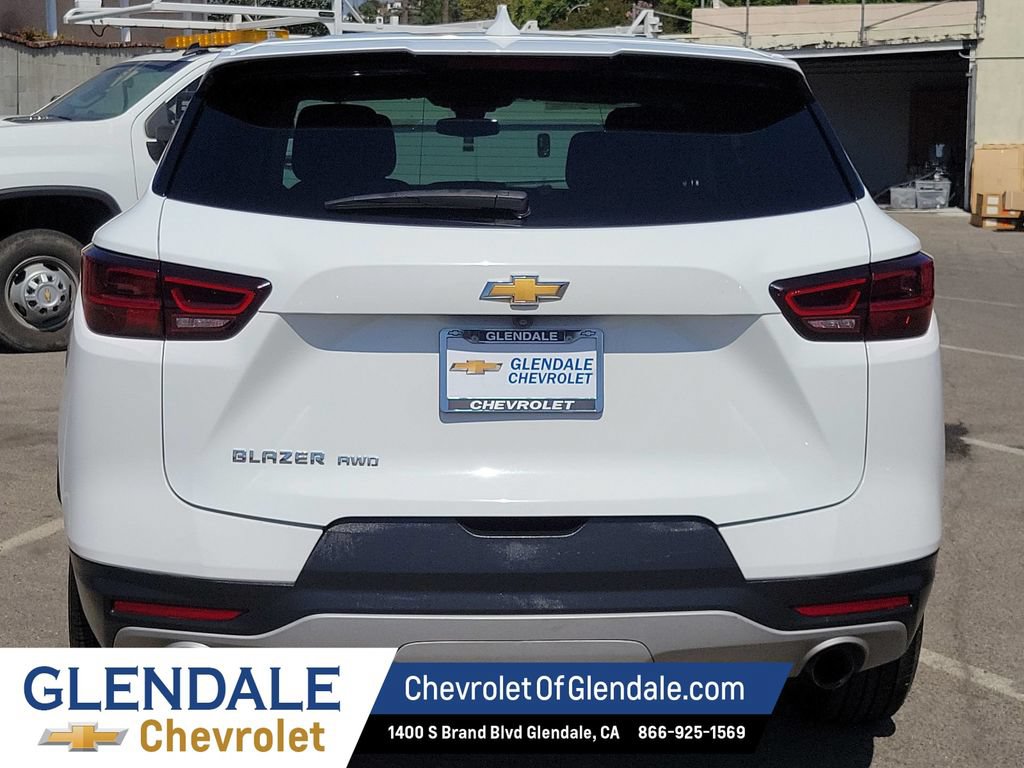 Certified 2025 Chevrolet Blazer LT AWD/4WD image 12