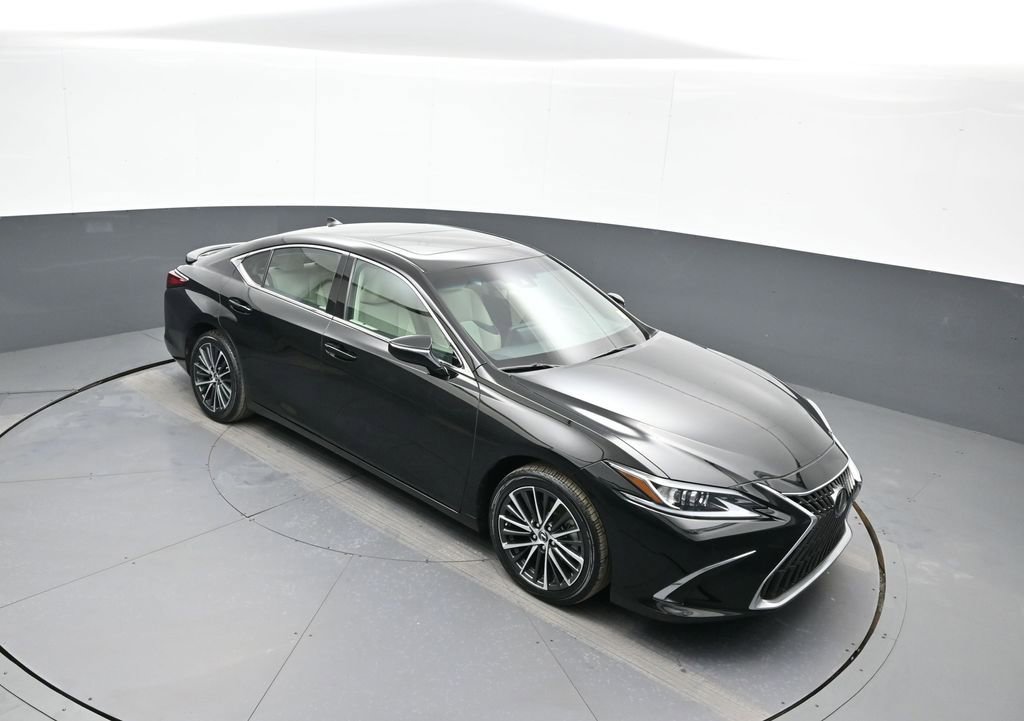 Used 2024 Lexus ES 300h w/ Premium Package FWD image 37