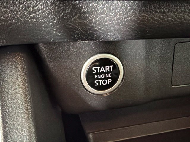 Used 2021 Nissan Rogue SV FWD image 20