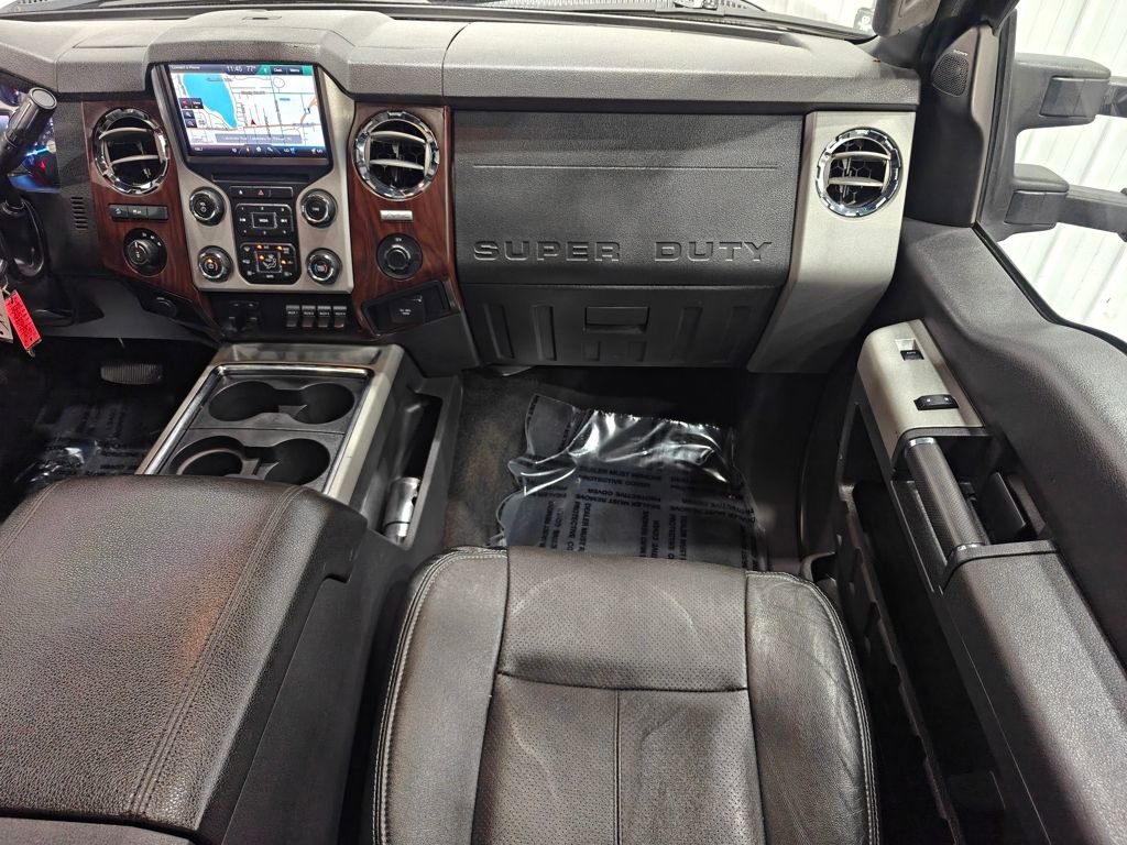 Used 2016 Ford F250 Lariat w/ Lariat Ultimate Package AWD/4WD image 30
