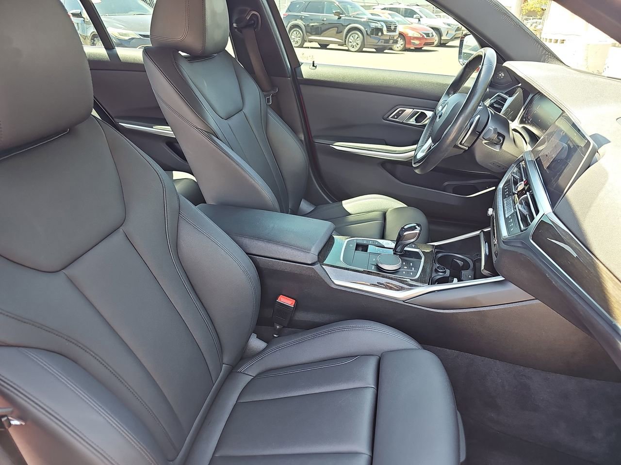Used 2019 BMW 330i xDrive Sedan w/ Premium Package AWD/4WD image 10