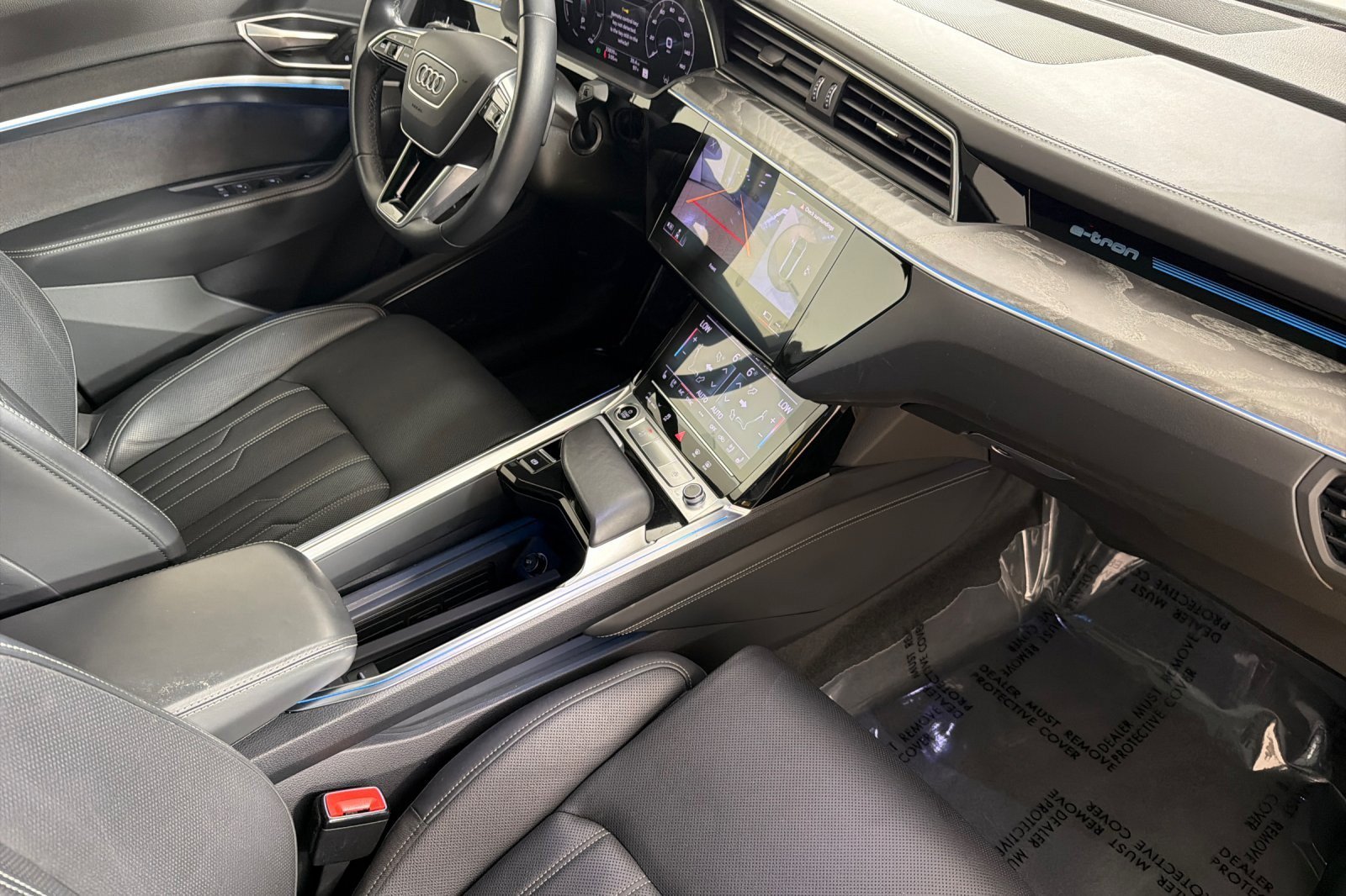 Used 2023 Audi e-tron Prestige w/ Prestige Package AWD/4WD image 15
