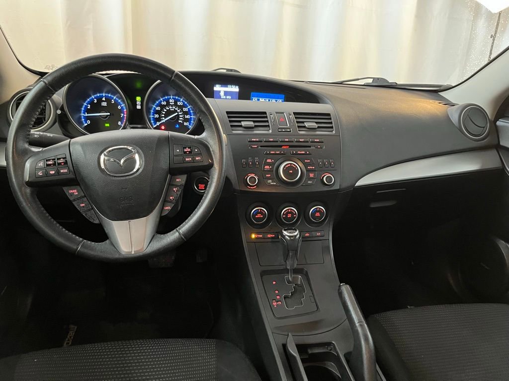 Used 2013 MAZDA MAZDA3 i Touring w/ Preferred Equipment Pkg image 18