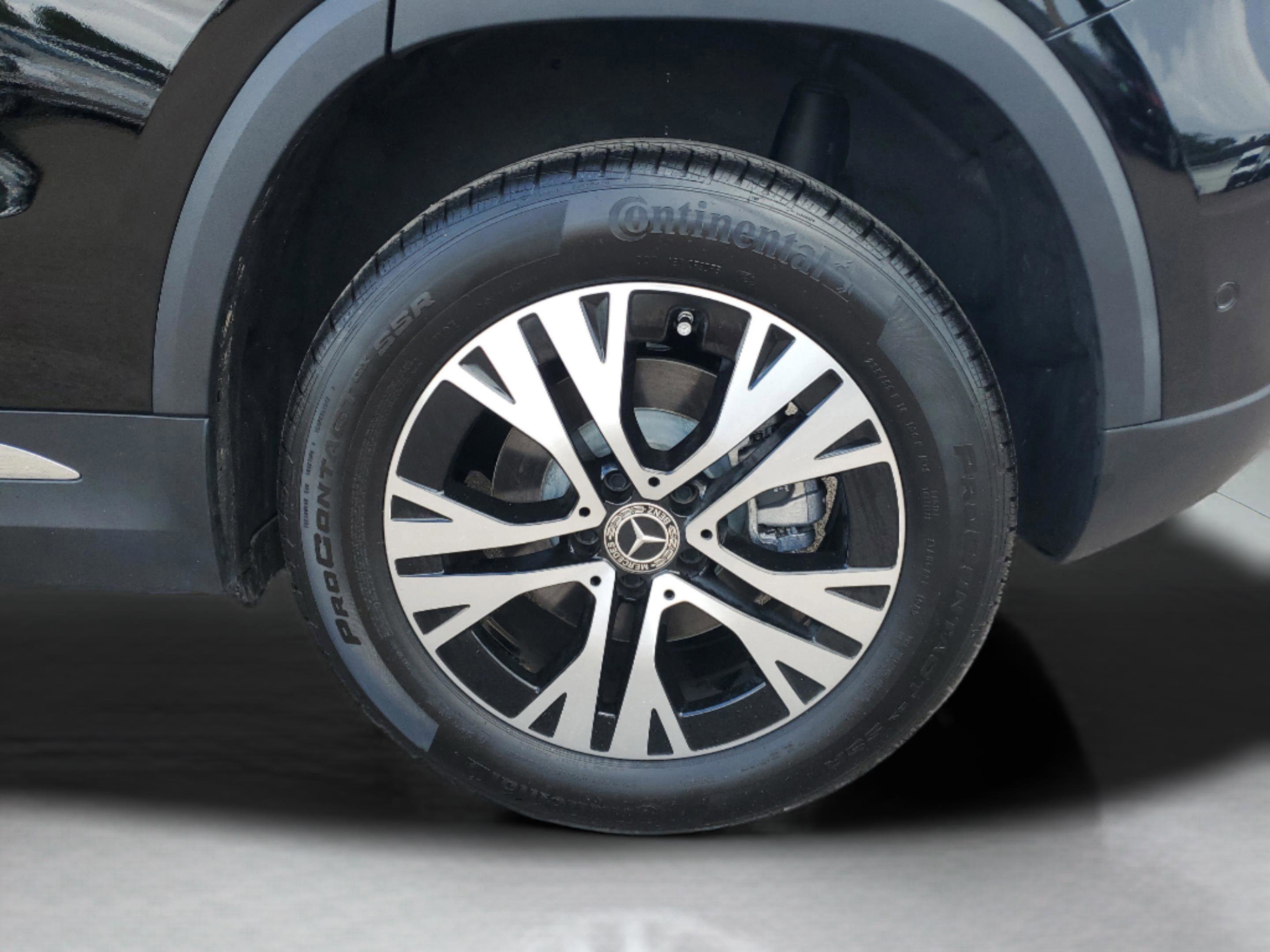 Used 2025 Mercedes-Benz GLA 250 image 36