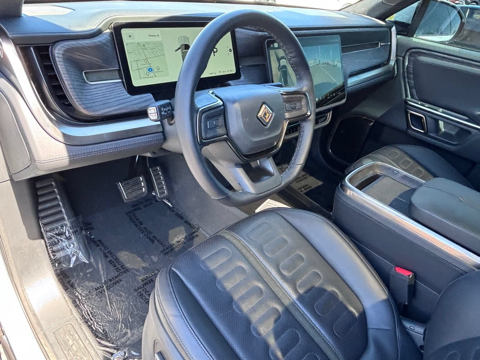Used 2023 Rivian R1S Adventure AWD/4WD image 17