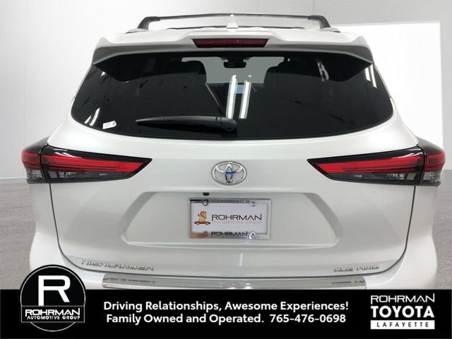 Used 2023 Toyota Highlander XLE AWD/4WD image 6