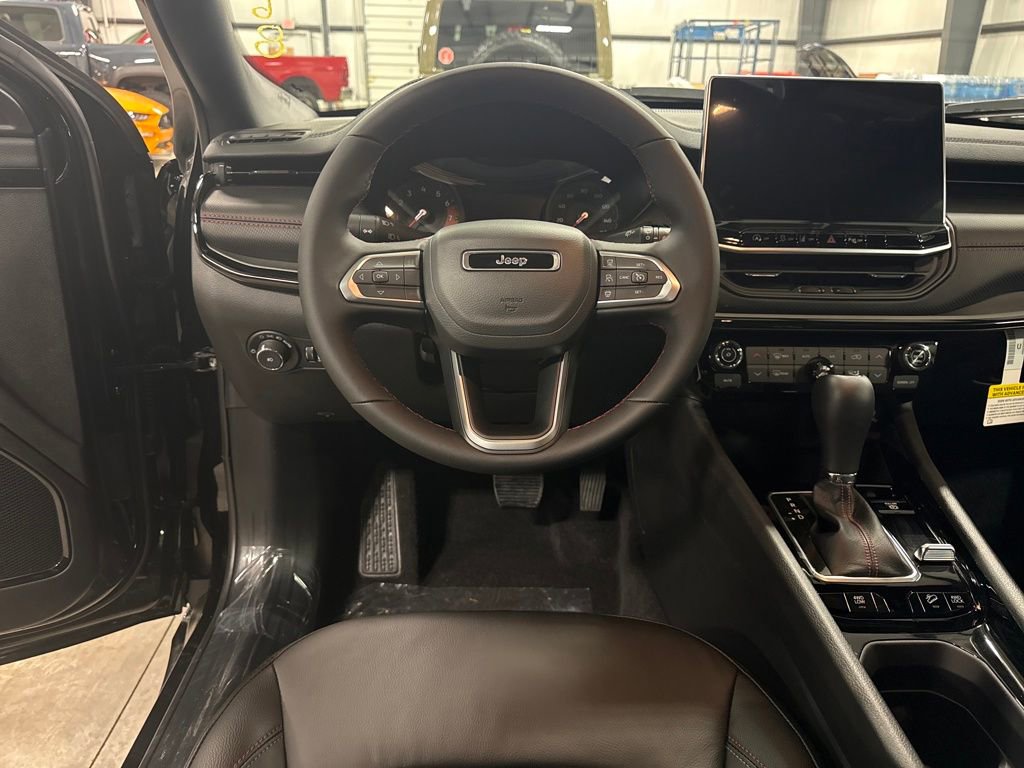 New 2026 Jeep Compass Trailhawk image 13