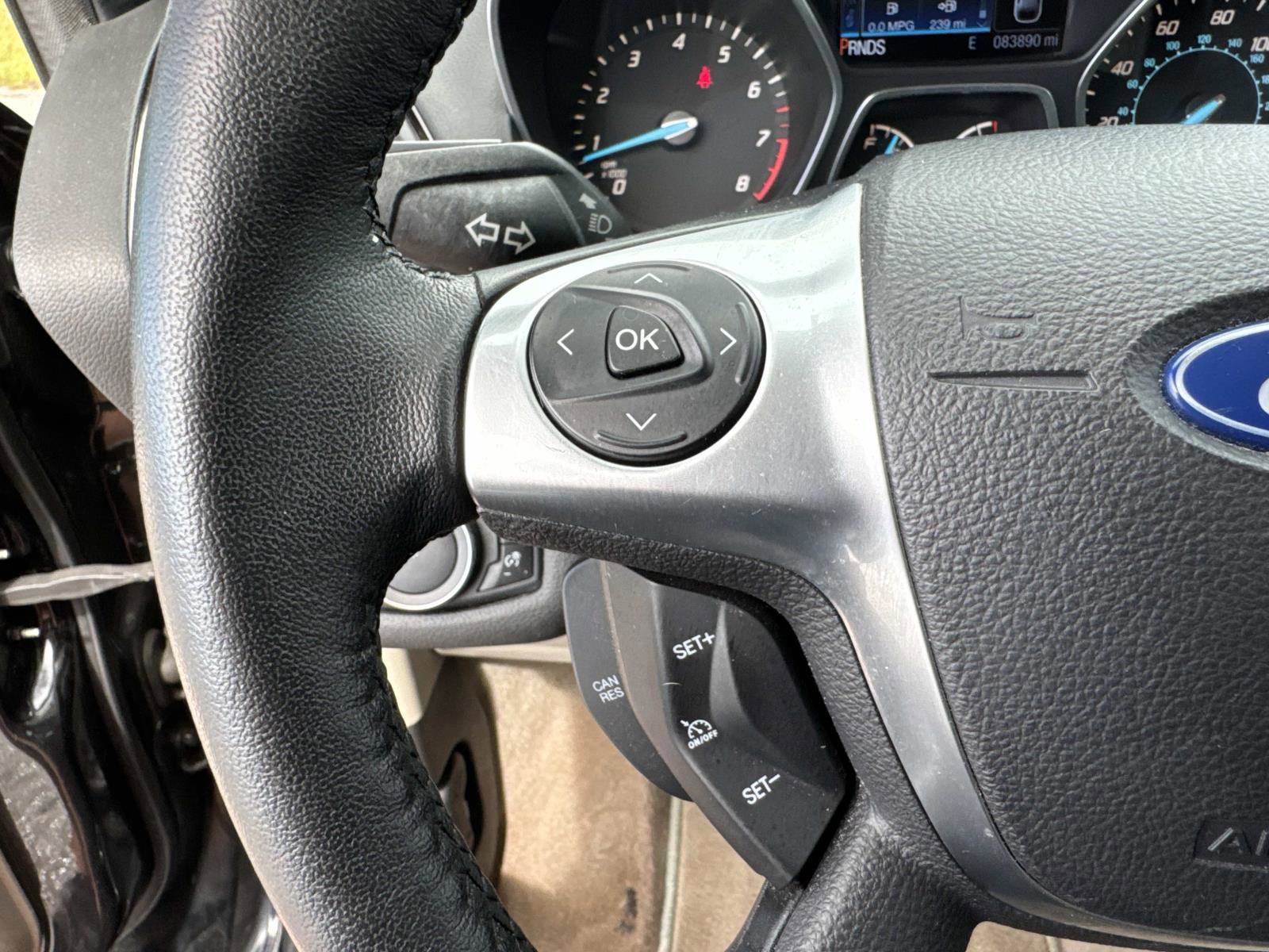 Used 2014 Ford Escape Titanium w/ Equipment Group 401A AWD/4WD image 35