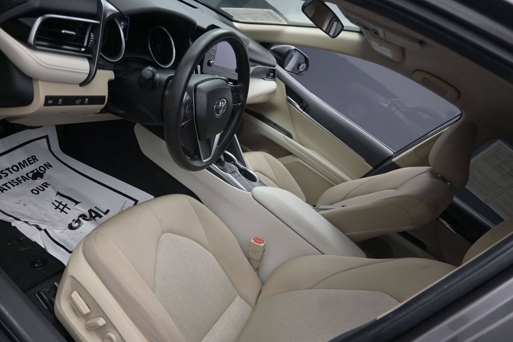 Used 2023 Toyota Camry LE FWD image 18