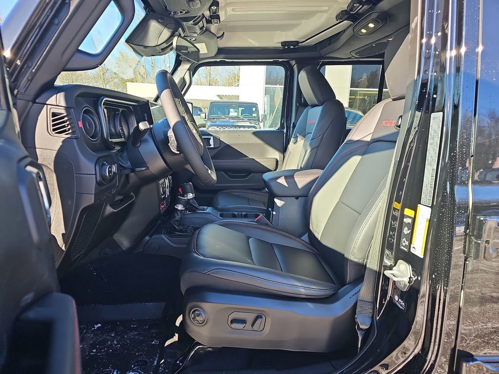 New 2026 Jeep Gladiator Rubicon w/ Safety Group AWD/4WD image 10