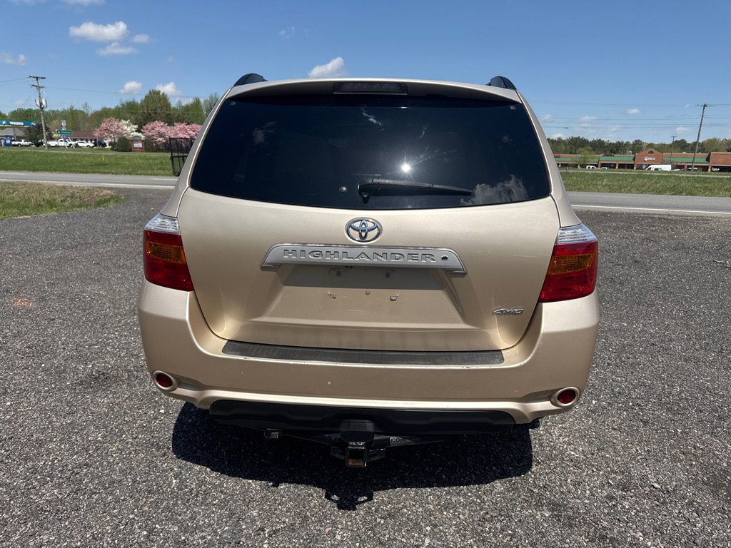Used 2010 Toyota Highlander SE image 9