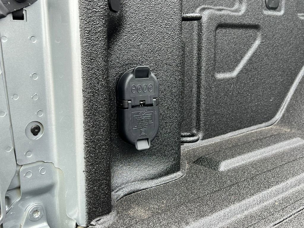 New 2026 GMC Sierra 2500 SLE w/ SLE Value Package; image 9