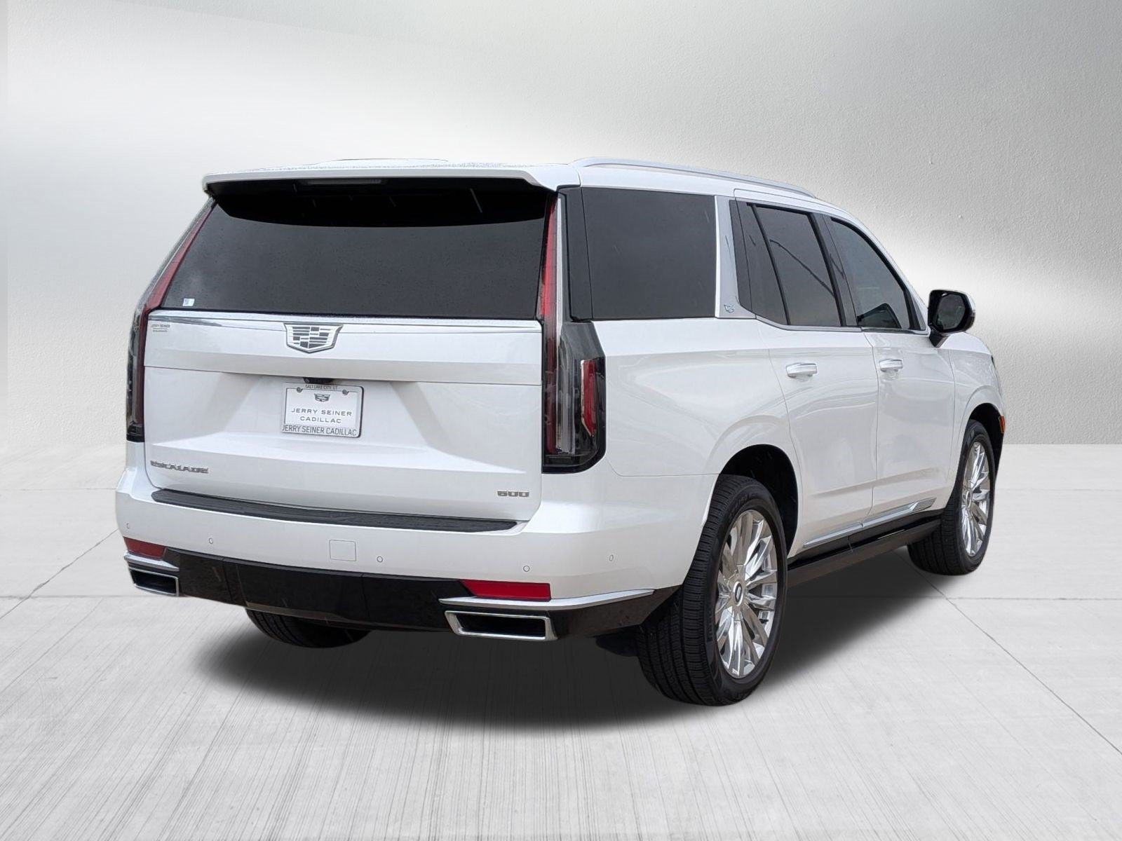 Certified 2024 Cadillac Escalade Premium Luxury w/ Performance Package AWD/4WD image 6