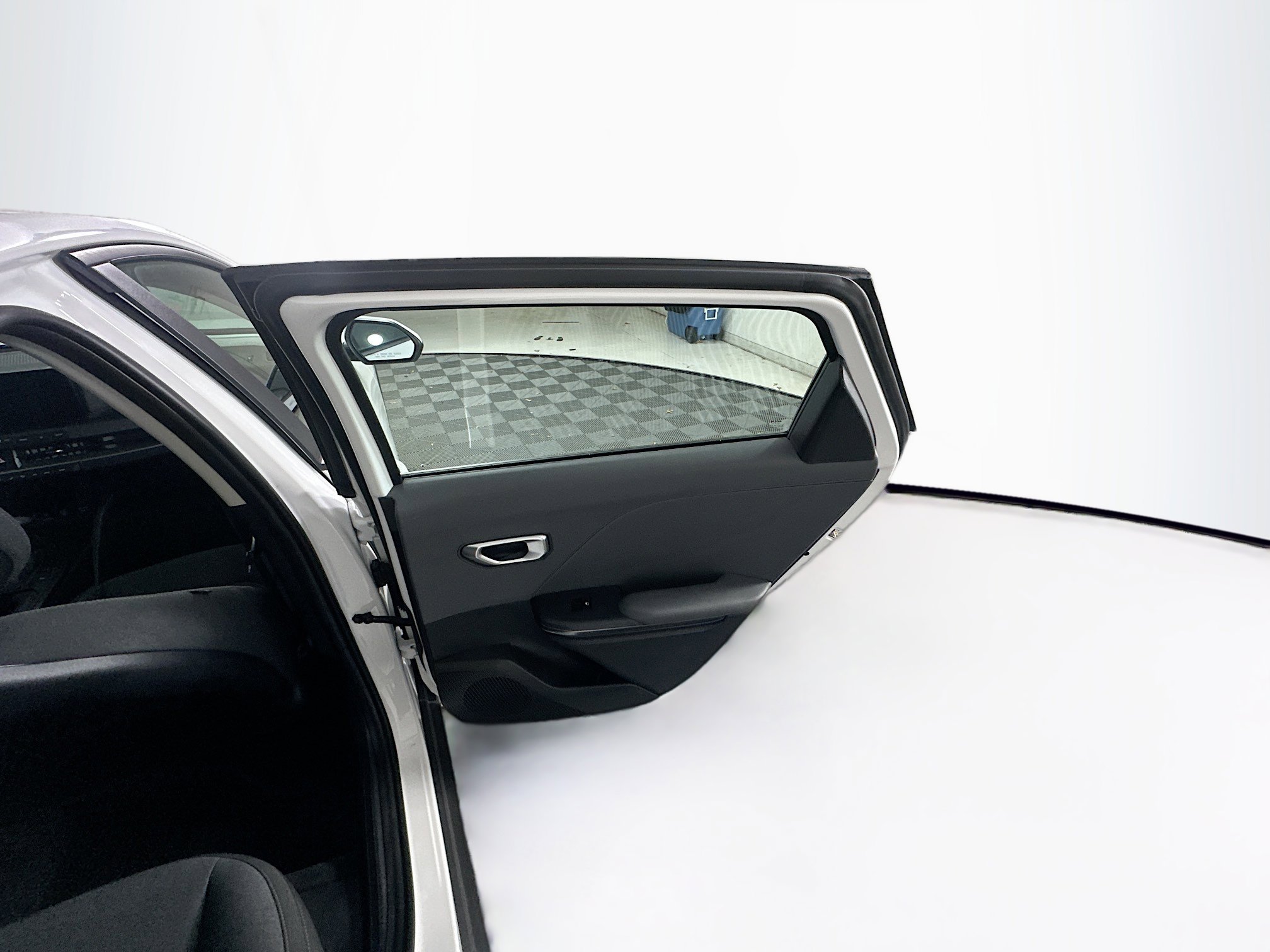 Used 2025 Kia K4 LXS image 29