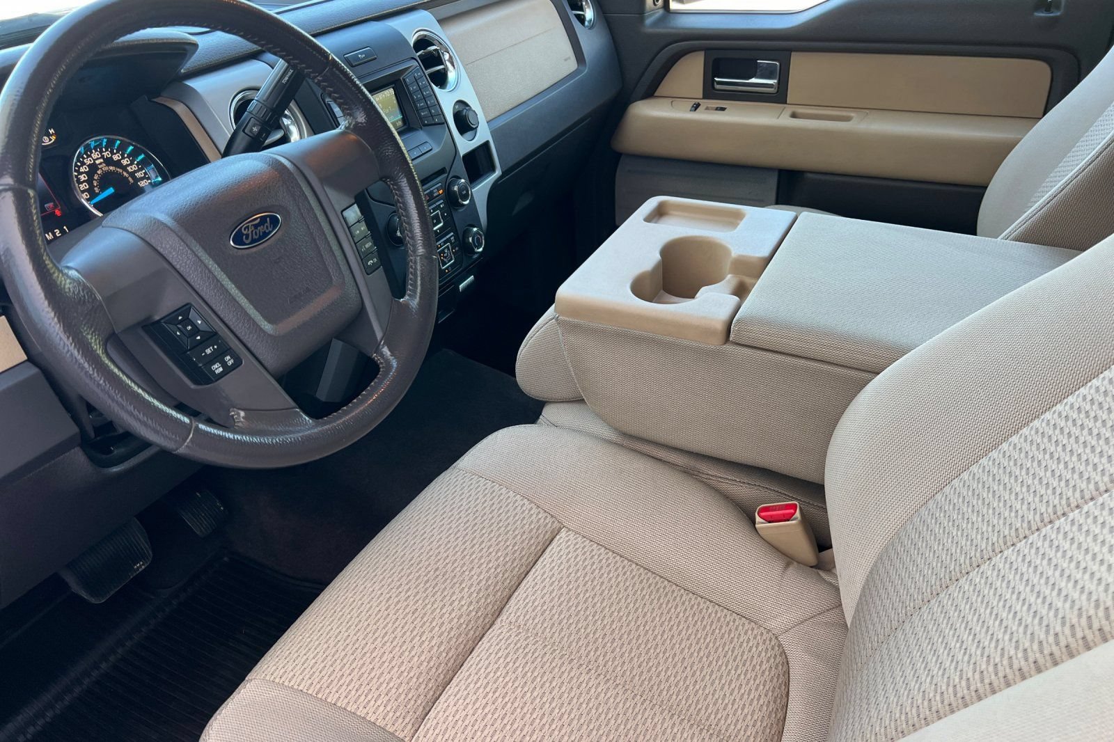 Used 2014 Ford F150 4x4 SuperCrew image 7