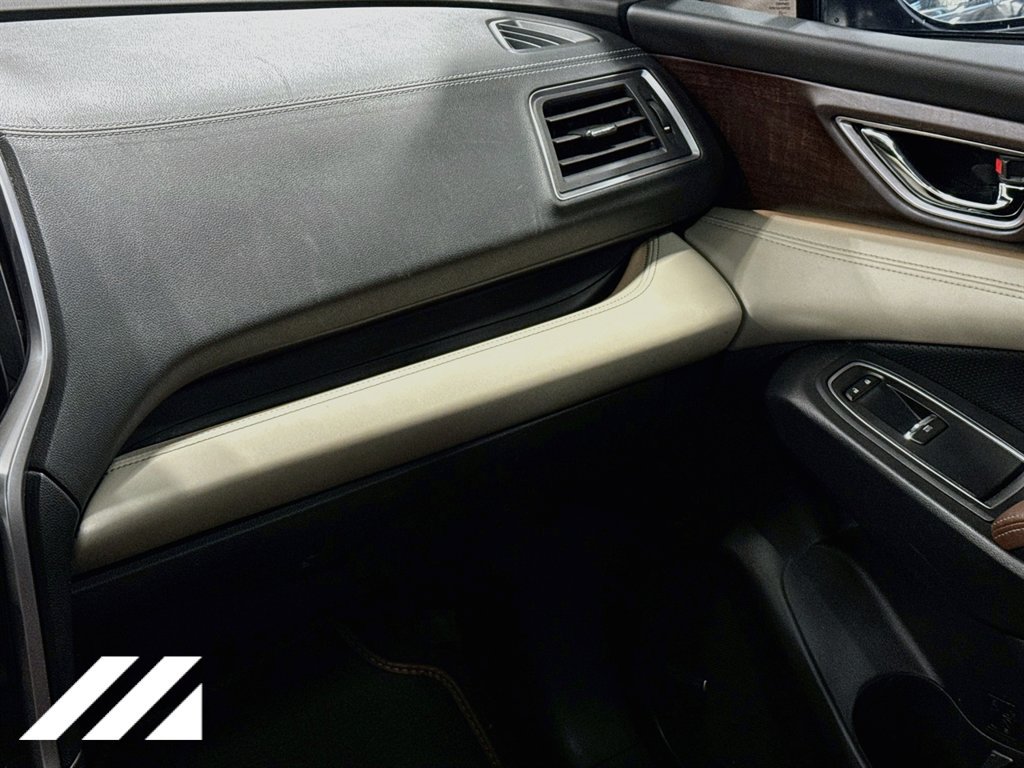 Used 2022 Subaru Ascent Touring AWD/4WD image 26