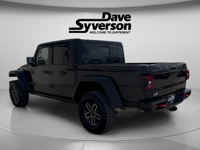 Used 2026 Jeep Gladiator Mojave AWD/4WD image 3