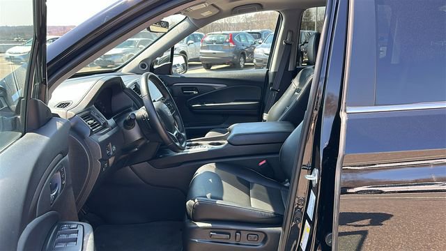 Used 2025 Honda Ridgeline RTL+ image 9