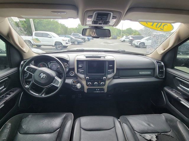 Used 2019 RAM 1500 Laramie w/ Off Road Group AWD/4WD image 2