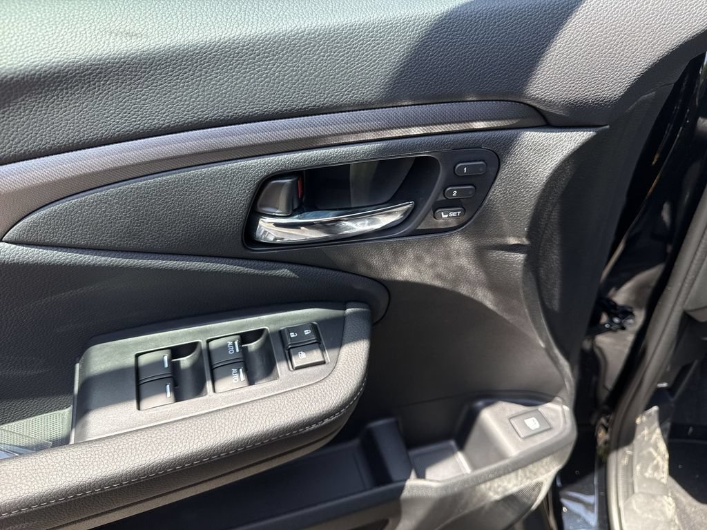 New 2026 Honda Ridgeline RTL image 15
