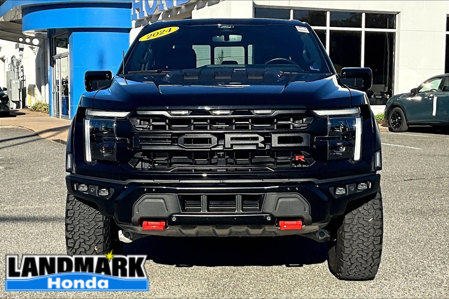 Used 2024 Ford F150 Raptor w/ Equipment Group 803A Raptor R AWD/4WD image 3