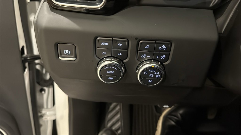 Used 2025 GMC Sierra 1500 Denali Ultimate image 34