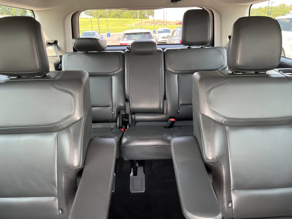Used 2025 Ford Expedition Active AWD/4WD image 22