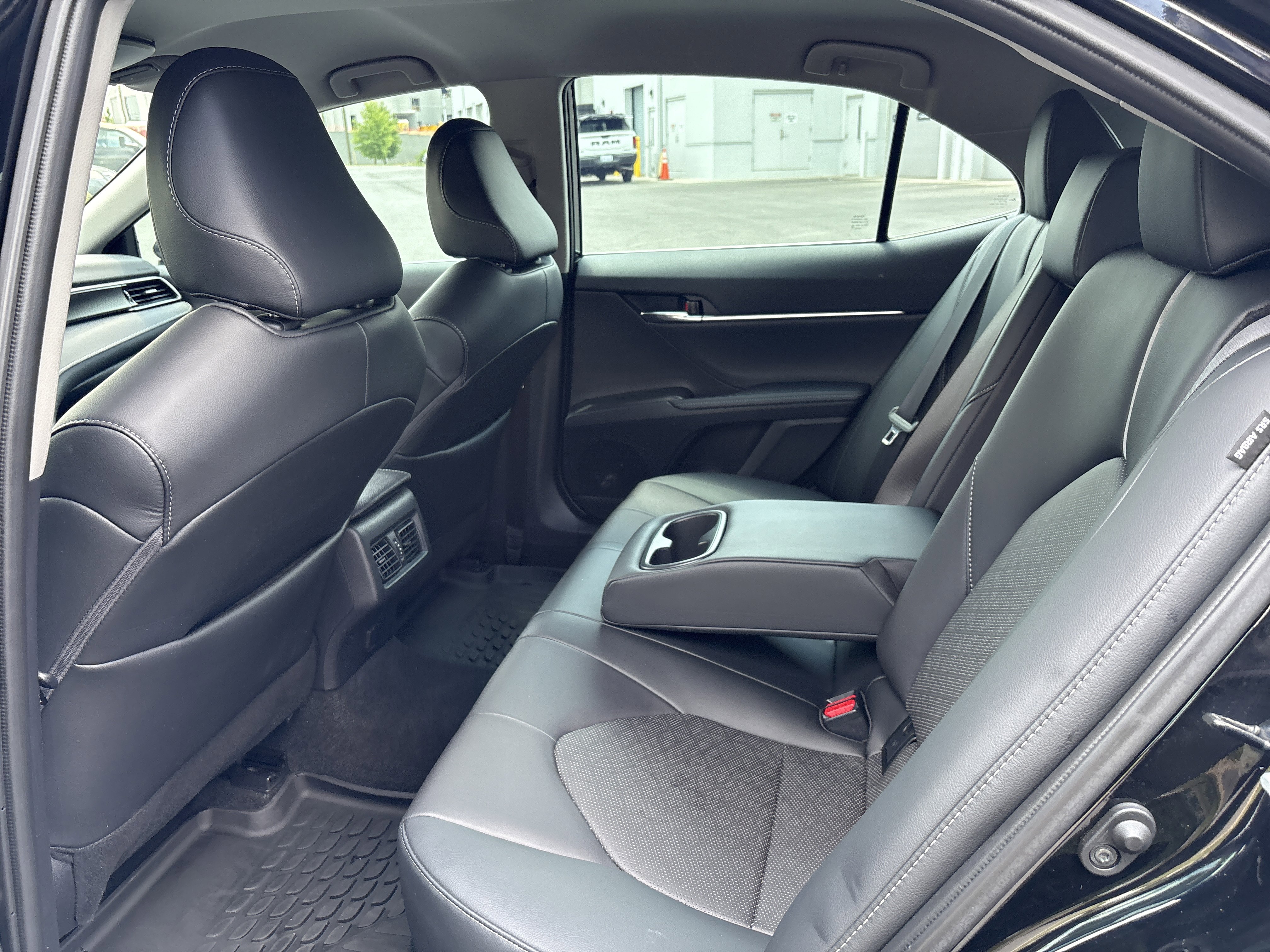 Used 2024 Toyota Camry XSE FWD image 33