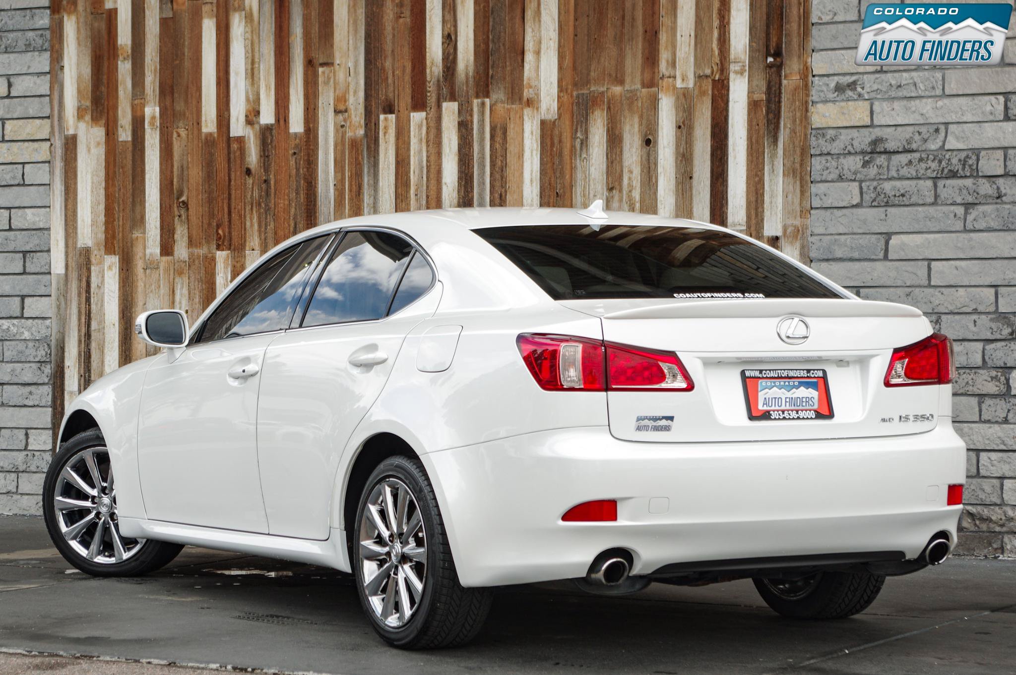 Used 2011 Lexus IS 350 AWD w/ Preferred Accessory Package image 4