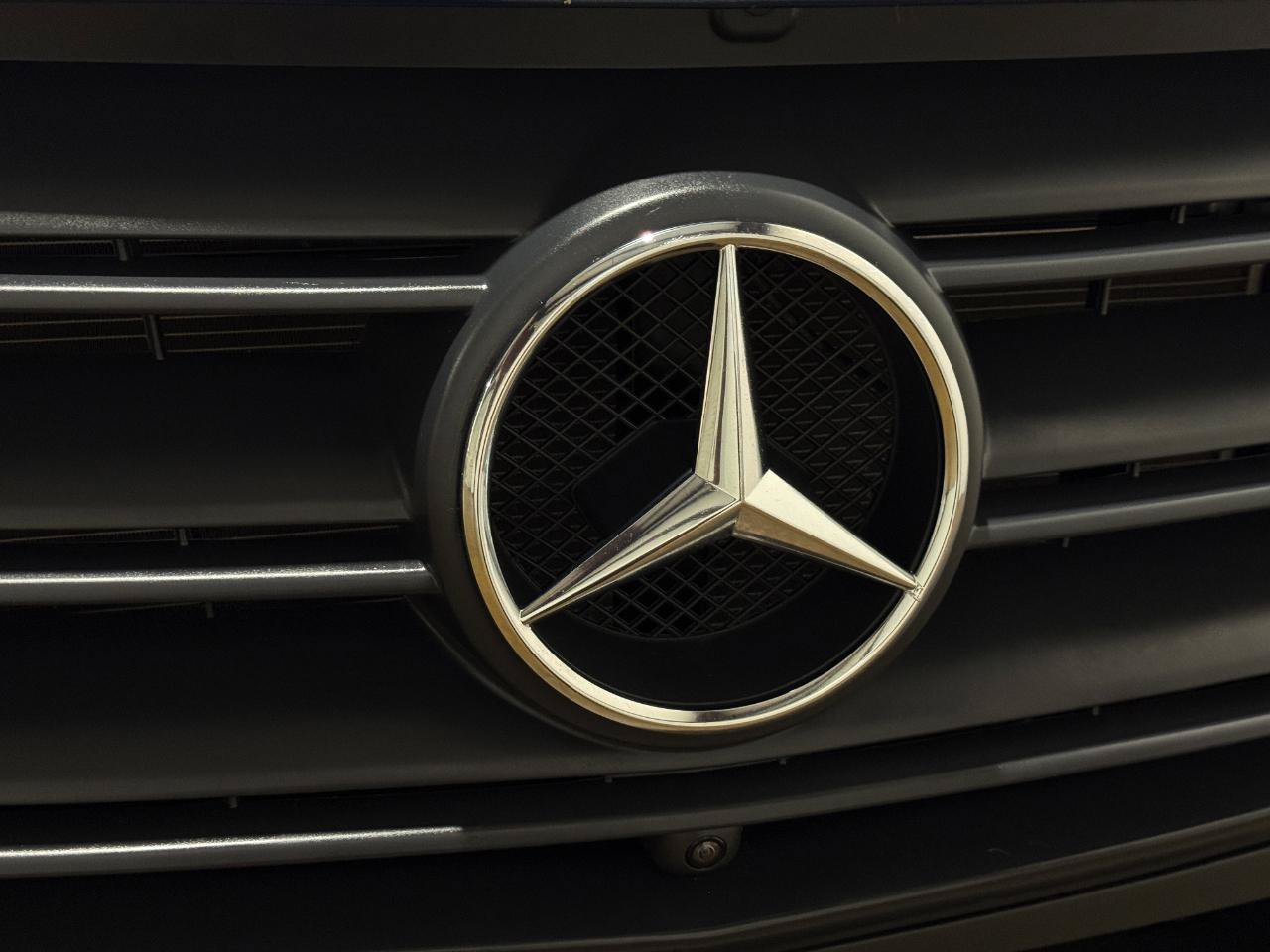 Used 2024 Mercedes-Benz Sprinter 2500 image 42