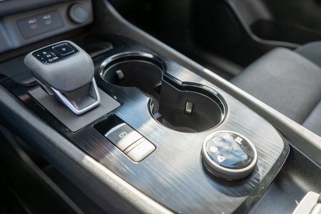 Certified 2025 Nissan Rogue SV image 31