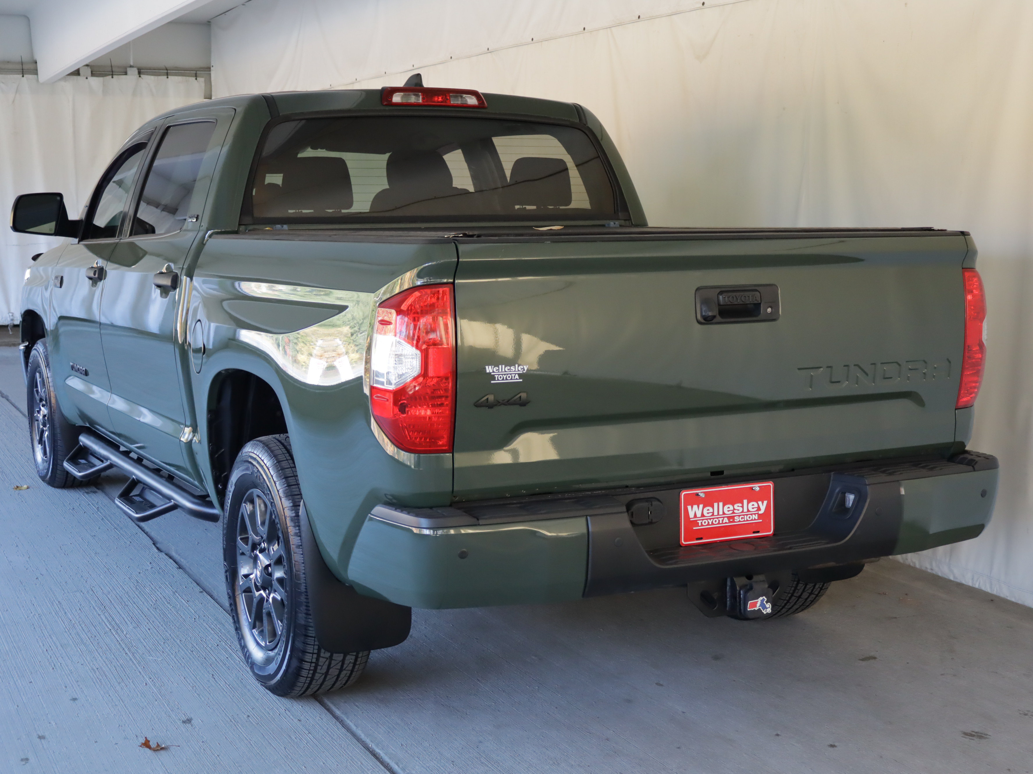 Used 2021 Toyota Tundra SR5 w/ Trail Edition AWD/4WD image 24